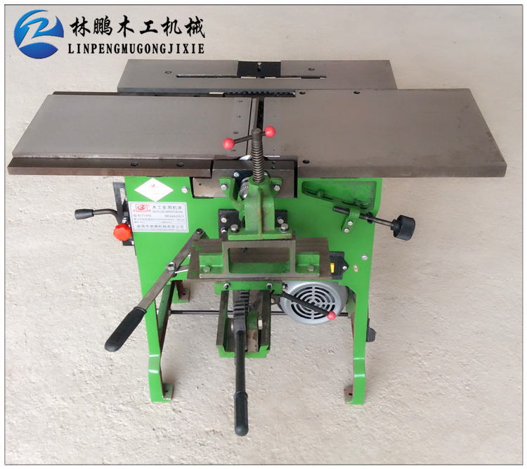 木工機械革新 多功能四合一刨床在平刨、壓刨、電鋸與打方眼加工中的全能應用